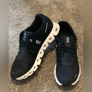 (SOLD) On. Cloud 5 Running Shoes- Black